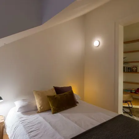 Apartment 360
