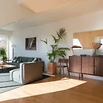 360 Apartment *
